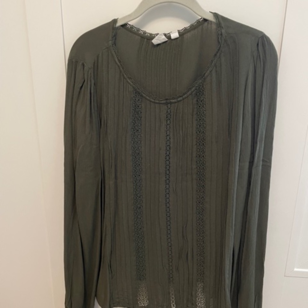 Women's Gap Green Flowy Long Sleeve Lace Detail Sz L Blouse Excellent condition